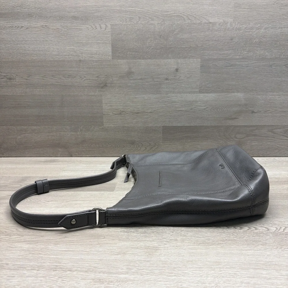 The Sak sak sequoia